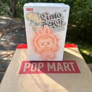 Pop Mart Big into Energy mystery Labubu